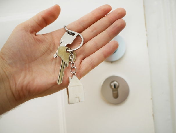 https://ErjonNdoka.StopRentingStartOwning.com